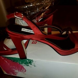 BRAND NEW sam & Libby  Dressy strappy red heels